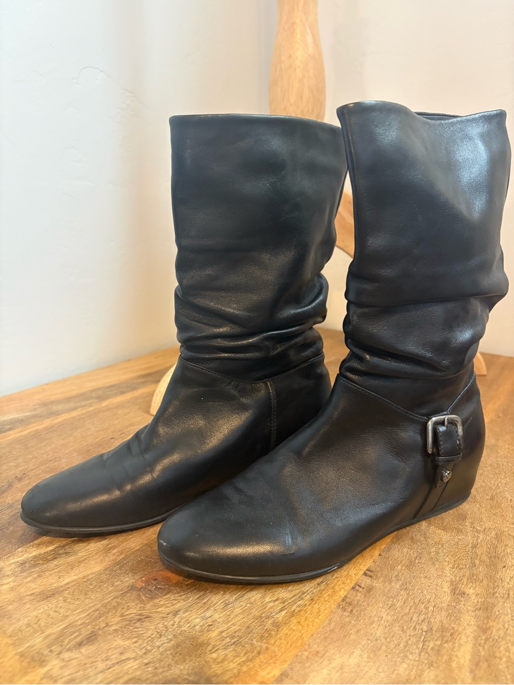 Stuart Weitzman Black Leather Slouch Mid-Calf Buckle Boots